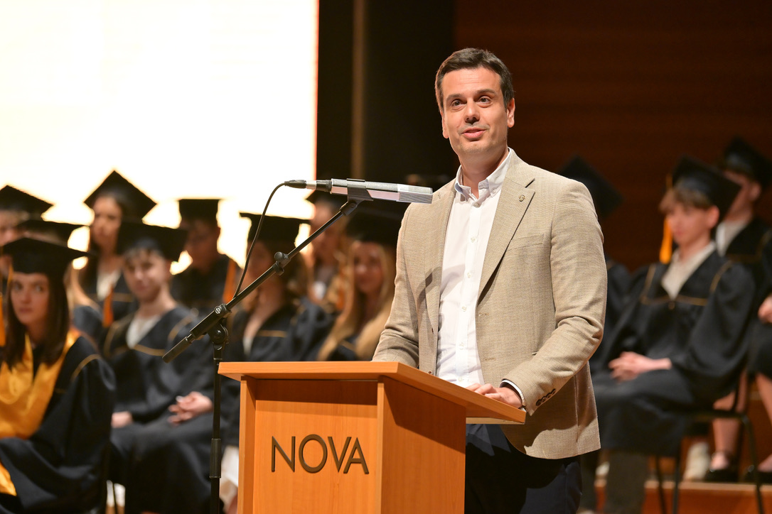 Ivan Novakovski addressing NOVA graduates
